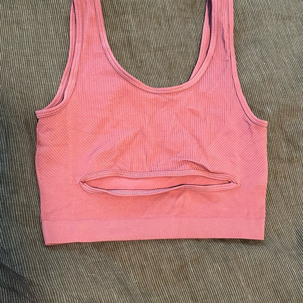 Seamless Pink Crop Top with Cutout